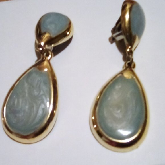 Gold Tone and Green Swirl Drop Earrings - Picture 5 of 5